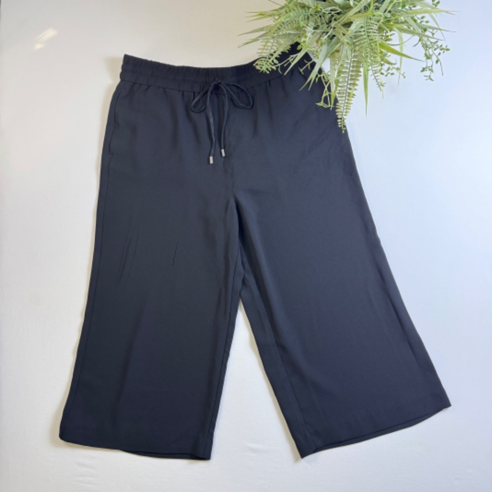 Chico's Black Label Wide Leg High Rise Pull-On Cropped Pants